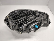 Laden Sie das Bild in den Galerie-Viewer, Frontscheinwerfer Mercedes-Benz W177 A1779062605 Rechts Scheinwerfer Headlight SCH7757057604ak