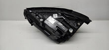 Laden Sie das Bild in den Galerie-Viewer, Frontscheinwerfer Mercedes-Benz W247 A2479061004A2479061004 LED Rechts Headlight