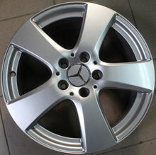 Laden Sie das Bild in den Galerie-Viewer, 4x Alufelge 17 Zoll 7.0&quot; 5x112 48,5ET A2054015500 Mercedes-Benz W205 Rim Wheel