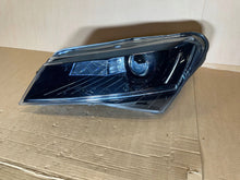 Load image into Gallery viewer, Frontscheinwerfer Skoda Superb III 3V1941015A Xenon Links Scheinwerfer Headlight