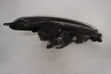 Laden Sie das Bild in den Galerie-Viewer, Frontscheinwerfer Toyota Yaris AFG522 Links Scheinwerfer Headlight SCH4690643915ov