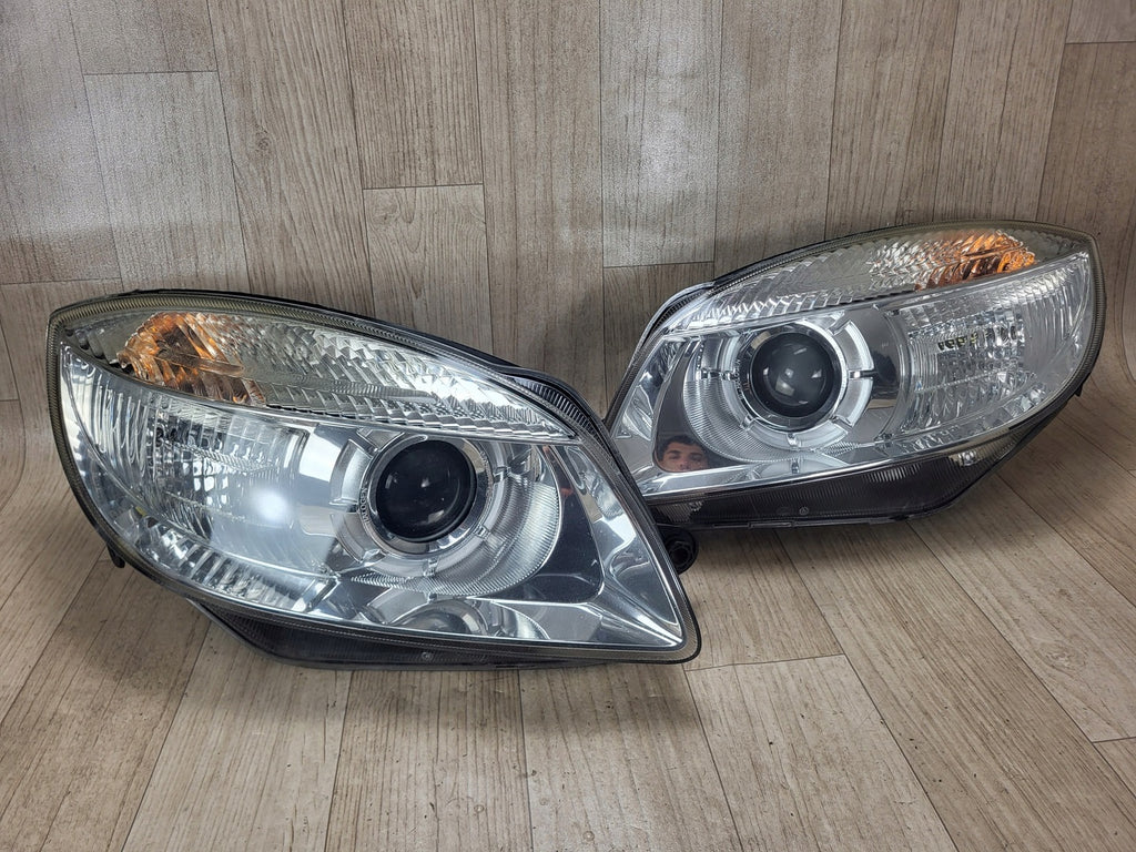 Frontscheinwerfer Skoda Fabia II Roomster Ein Satz Scheinwerfer Headlight SCH8724831178wg