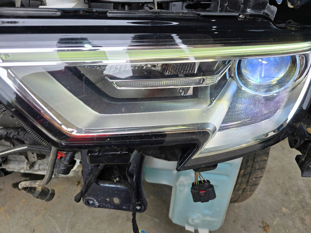 Frontscheinwerfer Audi A3 8V0941043E Xenon Links Scheinwerfer Headlight