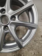 Laden Sie das Bild in den Galerie-Viewer, 1x Alufelge 15 Zoll 6.0&quot; 5x108 45ET H1BJ-1007-J1A Ford Rim Wheel