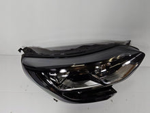 Load image into Gallery viewer, Frontscheinwerfer Renault Megane IV 260607159R 260102686R Ein Satz Headlight SCH3265118543gy