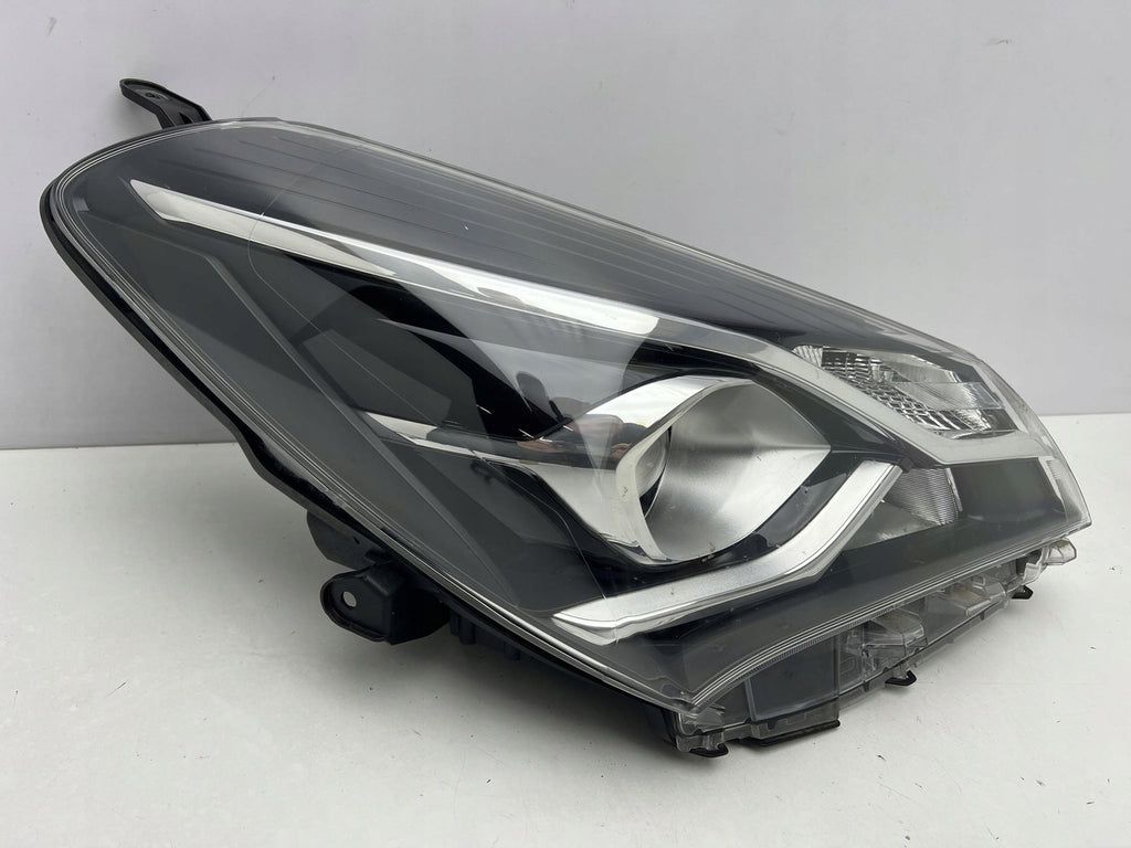 Frontscheinwerfer Toyota Yaris Rechts Scheinwerfer Headlight SCH9435730729oz