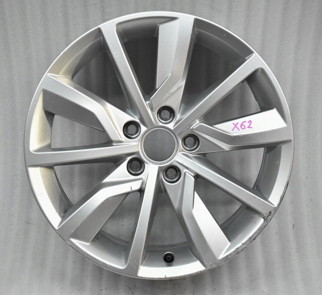 1x Alufelge 17 Zoll 7.0" 5x112 42ET Glanz Silber 5N0601025F VW Tiguan Rim Wheel FEL1535551186mk