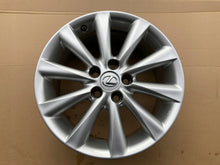 Load image into Gallery viewer, 1x Alufelge 17 Zoll 8.0" 5x114.3 45ET Glanz Grau Lexus Rim Wheel FEL9880263080fz