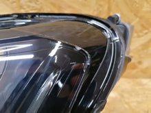 Laden Sie das Bild in den Galerie-Viewer, Frontscheinwerfer Skoda Superb III 3V1941015C Full LED Links Headlight