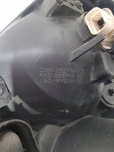 Laden Sie das Bild in den Galerie-Viewer, Frontscheinwerfer Kia Carnival 921024D0XX Rechts Scheinwerfer Headlight