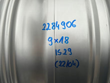 Load image into Gallery viewer, 1x Alufelge 18 Zoll 9.0" 5x120 29ET 2284906 BMW F87 F80 F82 F83 Rim Wheel FEL8772852967gp