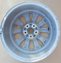 Load image into Gallery viewer, 1x Alufelge 17 Zoll 7.5" 5x112 30ET Glanz Silber 7915323 BMW 3 G21 G20 Rim Wheel FEL3207746800rz