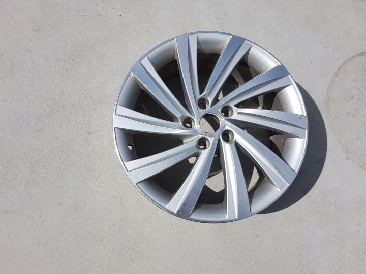 1x Alufelge 18 Zoll 7.5" 5x112 48ET Glanz Graphit 5E3601025J Mg Octavia Iv FEL2035644083ts