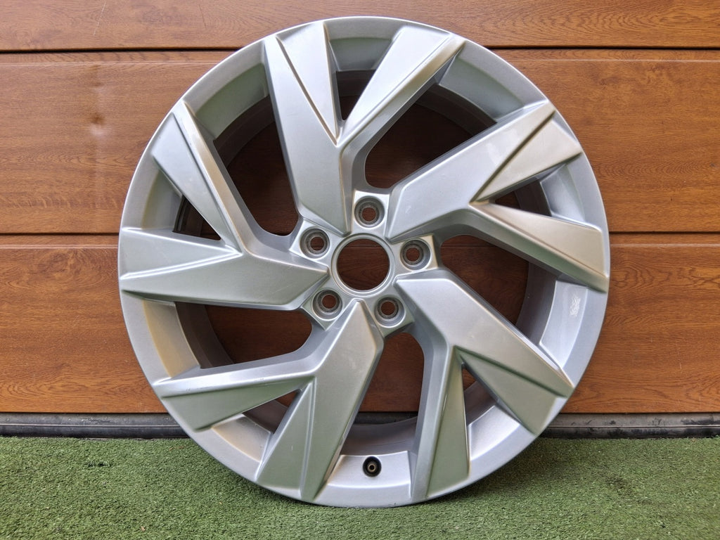 1x Alufelge 18 Zoll 7.0" 5x112 43ET Glanz Silber 5NA601025AD VW Tiguan Rim Wheel FEL4005419074bt