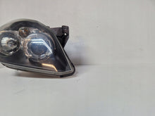 Laden Sie das Bild in den Galerie-Viewer, Frontscheinwerfer Opel Tigra 93164836 Rechts Scheinwerfer Headlight SCH2622750292bi