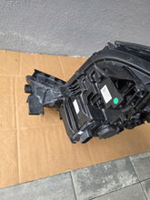 Laden Sie das Bild in den Galerie-Viewer, Frontscheinwerfer Kia 92102-D0130 LED Rechts Scheinwerfer Headlight SCH5273812017wg