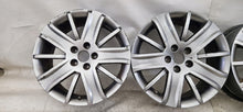 Laden Sie das Bild in den Galerie-Viewer, 1x Alufelge 17 Zoll 7.0&quot; 5x108 50ET Glanz Silber 8200367646 Renault Laguna 1