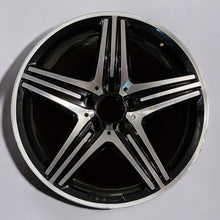 Laden Sie das Bild in den Galerie-Viewer, 1x Alufelge 18 Zoll 8.0&quot; 5x112 48ET A1764010402 Mercedes-Benz W176 Rim Wheel