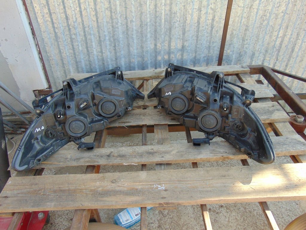 Frontscheinwerfer Ford Mondeo DS73-13W030-BE Ein Stück (Rechts oder Links)