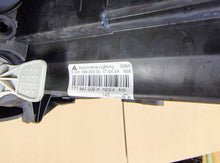 Laden Sie das Bild in den Galerie-Viewer, Frontscheinwerfer VW Touran 1T1941006H Rechts Scheinwerfer Headlight SCH8007361087dm