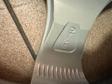 Load image into Gallery viewer, 1x Alufelge 15 Zoll 6.0" 5x114.3 40ET Glanz Silber Rim Wheel FEL4881412137xb