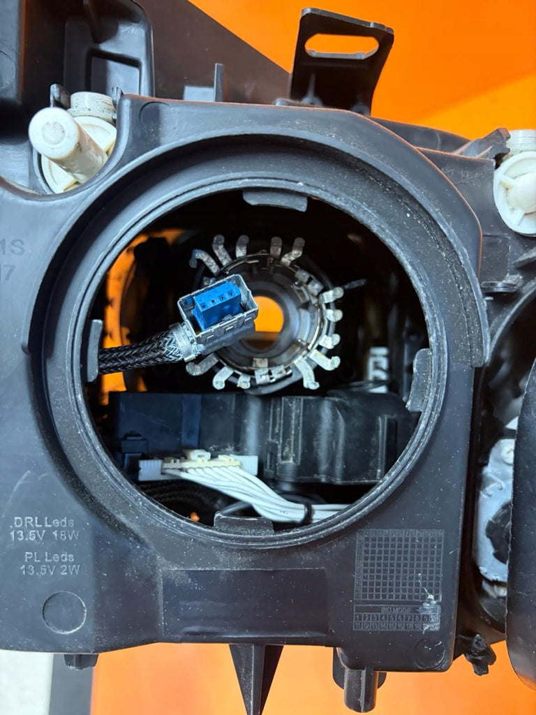 Frontscheinwerfer BMW X1 E84 729026707 Xenon Links Scheinwerfer Headlight SCH9835650327po