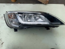 Laden Sie das Bild in den Galerie-Viewer, Frontscheinwerfer Peugeot Boxer 48110748 Rechts Scheinwerfer Headlight SCH7886181920ec