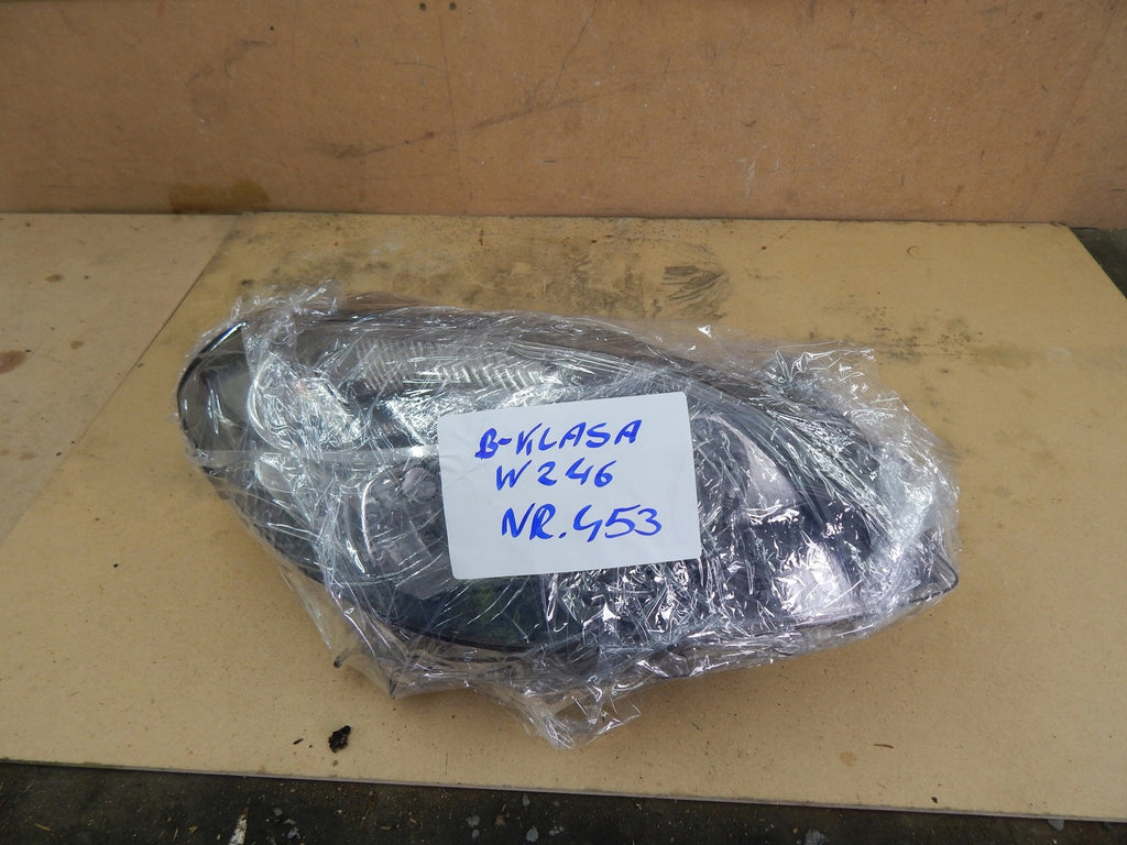 Frontscheinwerfer Mercedes-Benz W246 A2468200261 Rechts Scheinwerfer Headlight SCH6418049611oi