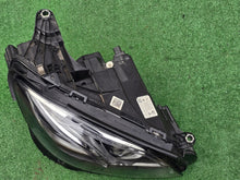 Laden Sie das Bild in den Galerie-Viewer, Frontscheinwerfer Mercedes-Benz W213 A2139069608KZ LED Rechts Headlight SCH2533122955cv