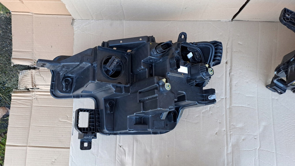 Frontscheinwerfer Ford R2KB-13E016 R2KB-13E017-CG Rechts Scheinwerfer Headlight SCH4509627826zv