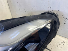 Laden Sie das Bild in den Galerie-Viewer, Frontscheinwerfer Tesla 3 1077375-40-B Links Scheinwerfer Headlight