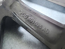 Laden Sie das Bild in den Galerie-Viewer, 1x Alufelge 15 Zoll 5.5&quot; 5x100 40ET Glanz Schwarz 2G0601025AG VW Polo Rim Wheel