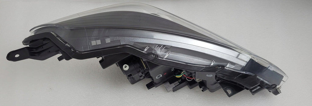 Frontscheinwerfer Toyota Yaris Links Scheinwerfer Headlight SCH3164666338hy