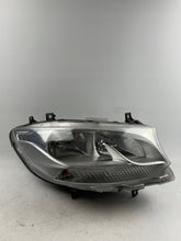 Laden Sie das Bild in den Galerie-Viewer, Frontscheinwerfer Mercedes-Benz Sprinter A9109060100 Rechts Headlight SCH5380223299ty