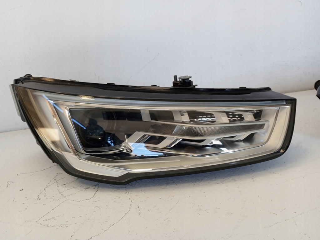 Frontscheinwerfer Audi A1 8XA941005 8XA941006 Xenon Rechts oder Links SCH8002762337wj