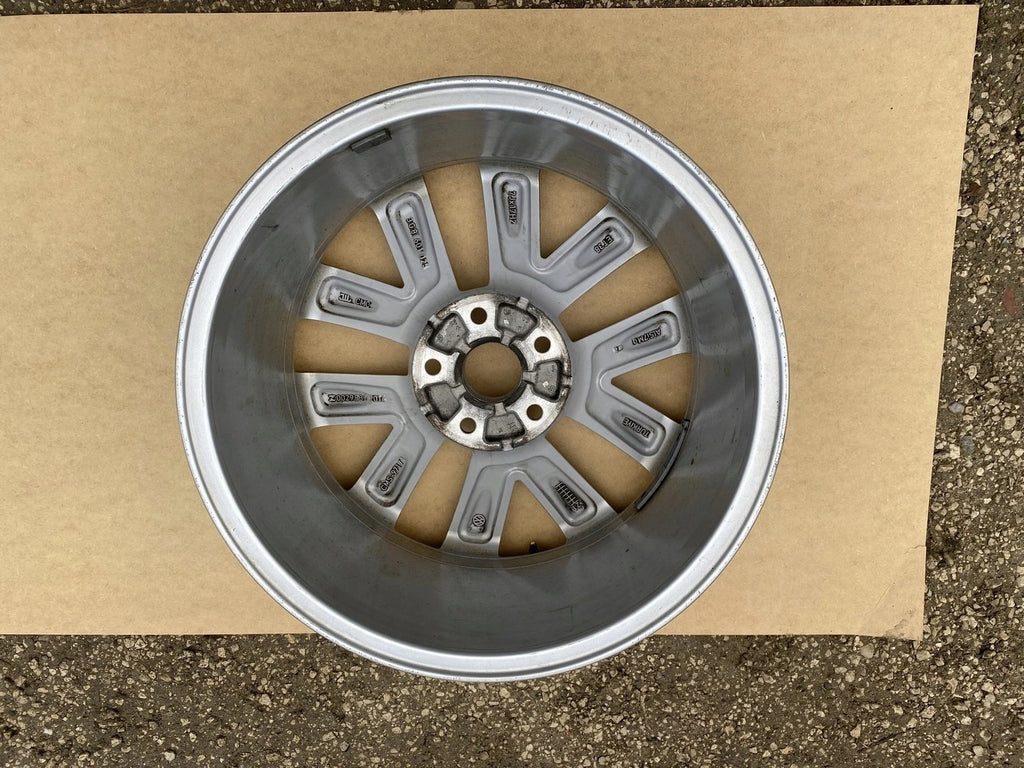 1x Alufelge 17 Zoll 7.0" 5x112 38ET Glanz Silber VW Passat B8 Arteon Rim Wheel FEL8894332672vl