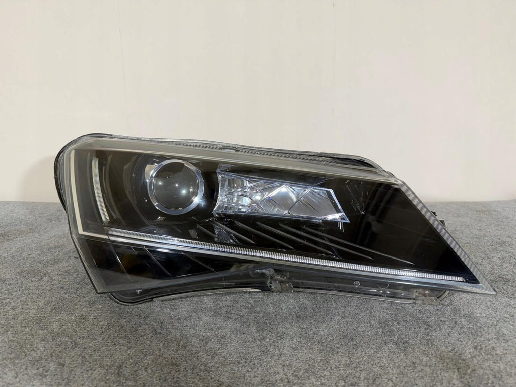 Frontscheinwerfer Skoda Superb III 3V1941016A Xenon Rechts Headlight SCH6184592815ru