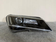 Laden Sie das Bild in den Galerie-Viewer, Frontscheinwerfer Skoda Superb III 3V1941016A Xenon Rechts Headlight SCH6184592815ru