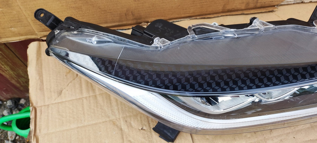 Frontscheinwerfer Toyota 4 Yaris LED Rechts Scheinwerfer Headlight
