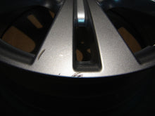 Laden Sie das Bild in den Galerie-Viewer, 1x Alufelge 17 Zoll 7.5" 5x112 52ET Glanz Silber A2464011400 Mercedes-Benz Cla FEL7979938748ve