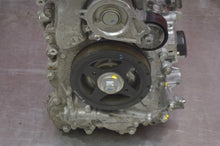 Load image into Gallery viewer, Motor Toyota Corolla M15A 2.0 125PS 77kW 21TKm 2021 Benzin Engine Unkomplett