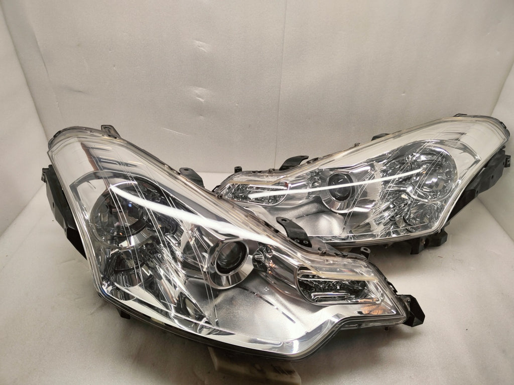 Frontscheinwerfer Citroën C-Crosser Xenon Ein Satz Scheinwerfer Headlight SCH2802871037wq