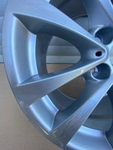 Laden Sie das Bild in den Galerie-Viewer, 1x Alufelge 17 Zoll 7.0" 5x120 34ET 6859025 BMW F34 Rim Wheel FEL8652125632nx