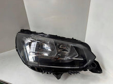 Laden Sie das Bild in den Galerie-Viewer, Frontscheinwerfer Peugeot 2008 208 II 9823193880 Rechts Scheinwerfer Headlight