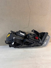 Laden Sie das Bild in den Galerie-Viewer, Frontscheinwerfer Audi Q3 8U0941005 Xenon Links Scheinwerfer Headlight SCH2043175664im