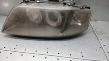 Laden Sie das Bild in den Galerie-Viewer, Frontscheinwerfer Audi A6 C5 15381301 Xenon Links Scheinwerfer Headlight
