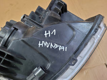 Laden Sie das Bild in den Galerie-Viewer, Frontscheinwerfer Hyundai H1 Starex 082211136 Links Scheinwerfer Headlight SCH7503018373kx