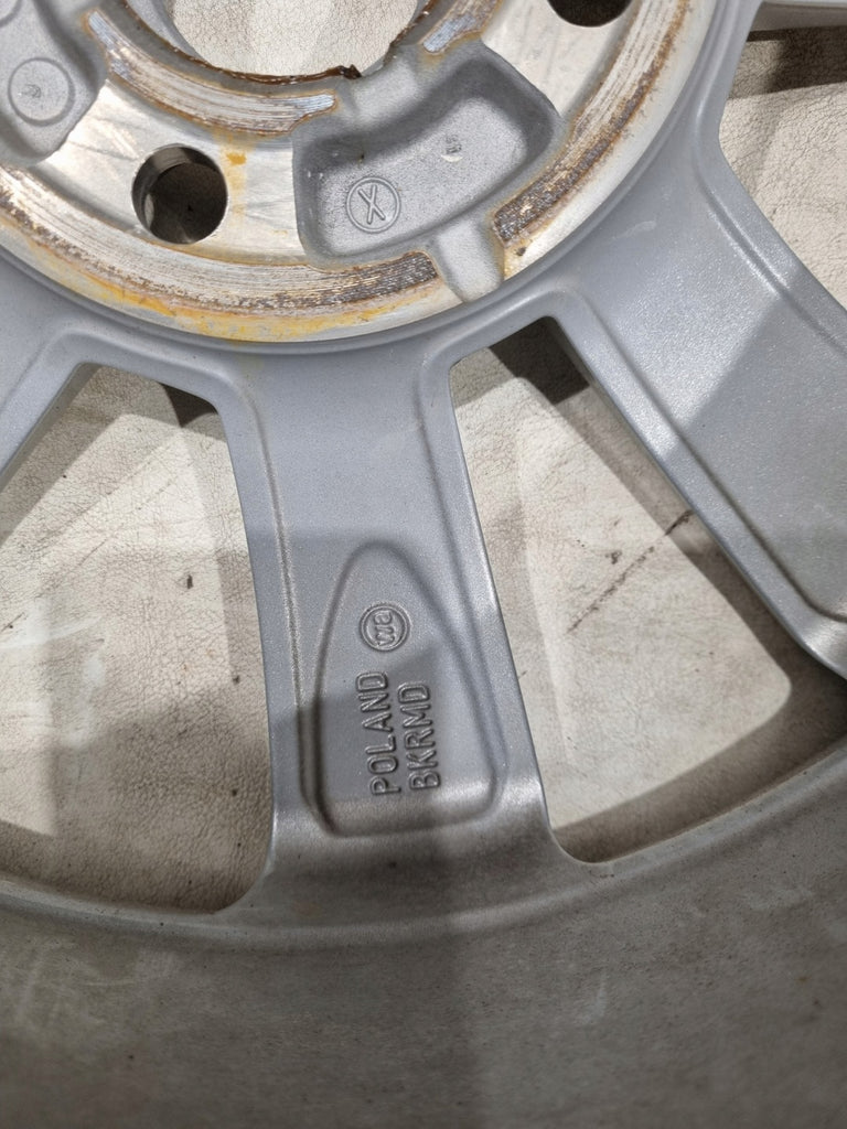 1x Alufelge 16 Zoll 6.5" 4x108 47 5ET Glanz Silber H1BJ-1007-G1A Ford Fiesta I FEL8806790644rt