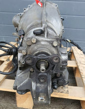 Laden Sie das Bild in den Galerie-Viewer, Getriebe Mercedes-Benz W124 722320 Automatikgetriebe Transmission Trasmissione