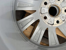 Load image into Gallery viewer, 1x Alufelge 17 Zoll 46ET Silber 5E3601025 Skoda Octavia I Rim Wheel FEL9425061030ii